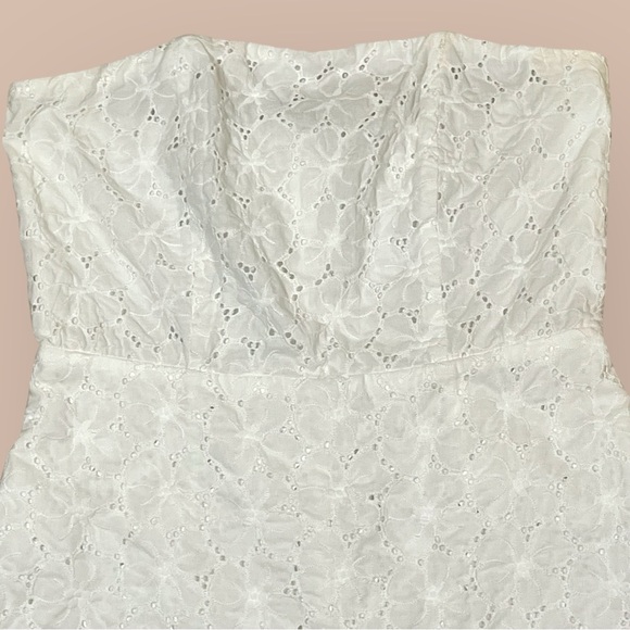 NWOT Altar'd state Baylyn Eyelet Romper - Picture 3 of 9